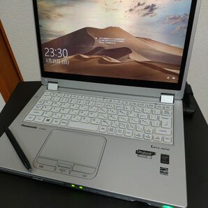 【Panasonic】Let'snote 12.1型タッチパネル ノートPC Windows10（SSD256GB、メモリ4GB）