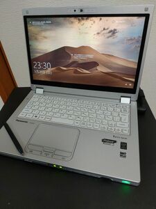 【Panasonic】Let'snote 12.1型タッチパネル ノートPC Windows10（SSD256GB、メモリ4GB）