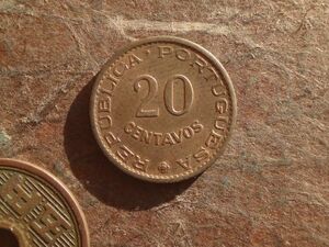 セントトーマス＆プリンス　20Centavos　青銅　1962年　KM#16.1　(18.1mm, 2.4g)