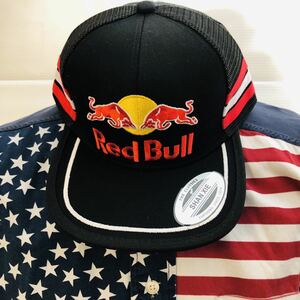 レッドブル　Red Bull フリーサイズ　メッシュキャップ　ブラック