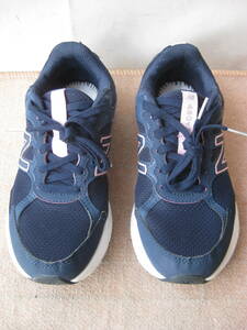 ★new balance 　comfort insert　　 ４６０V3 　ランニングシューズ　 紺　　２４.5cm 　　美品