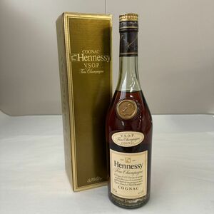 B18558(041)-169/AM4000　【千葉】酒　Hennessy　V.S.O.P　FINE CHANPAGNE　COGNAC　ヘネシー　コニャック　ブランデー　40％700ml　箱付き