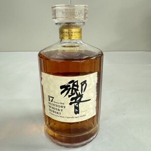 B15853(042)-138/OY50000 【千葉県内のみ発送】酒 SUNTORY WHISKY 響 17 Years Old サントリーウイスキー KIBIKI 17年 43％ 700mlの画像1