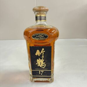 B15853(042)-136/OY28000 【千葉県内のみ発送】酒 NIKKA WHISKY 竹鶴 17年 PURE MALT ニッカウイスキー TAKETSURU 43％ 700mlの画像1