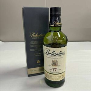 B14500(041)-111/MS3000【千葉】酒　Ballaantine's　AGED 17 YEARS　BLENDED SCOTCH WHISKY　バランタイン 17年　43％ 700ml　箱付き