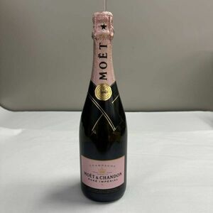 B7426(041)-101/ST3000【千葉】酒　MOET＆CHANDON　ROSE IMPERIAL　CHAMPAGNE　シャンパン　12％750ml