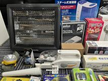 ジャンク品 電化製品 まとめ 電卓 加湿器 電気ヒーター 扇風機 電球 懐中電灯 噴霧器 スチーマー 他 家電 小型 箱入りあり K-0312-02 _画像5