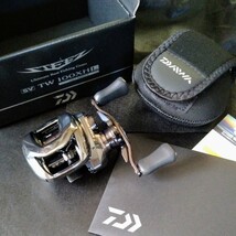 期間限定価格【ダイワ】24スティーズ SV TW 100XHL　ベイトリール　左ハンドル　スティーズ　2024 DAIWA_画像2