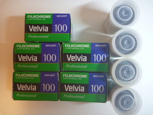 FUJIFILM velvia100 professional ベルビア RVP100 135 9本 有効期限切れ 未使用