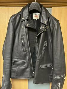 美品　ルイスレザー Lewis Leathers ライトニング　　ライダース カウハイド　402T 40