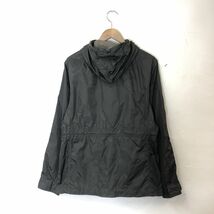 M1314-U-N◆TOMORROWLAND トゥモローランド ナイロンジャンパー シャカシャカ素材 ポケット多め フード 無地◆size M カーキ ナイロン_画像6