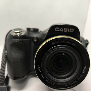  CASIO　デジタルカメラ　EX-FH25　液晶表示画面にやや難あり（ジャンク扱い）●1円～