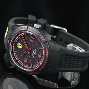 新品1円 フェラーリ公式 ブラック＆レッド 軽量モデル 30m防水 スクーデリア SCUDELIA FERRARI 腕時計 MOVADO メンズ 未使用の画像3