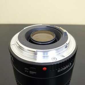 Canon EF 75-300mm 1:4-5.6 Ⅲ USM 望遠ズームレンズ フルサイズ対応 KENKOプロテクター装着済 純正レンズフード ET-64II 収納袋 現状品の画像5