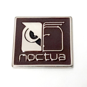 【未使用】Noctua（ノクチュア）ロゴ エンブレムプレート（CPUクーラー付属品）◆金属製・25mm角