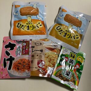 非常食　ひだまりパン2袋＋おこげ1袋＋ふりかけ2袋