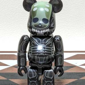 BE@RBRICK ベアブリック シリーズ31 HORROR ホラー エイリアン ビッグチャップ D2403190の画像1