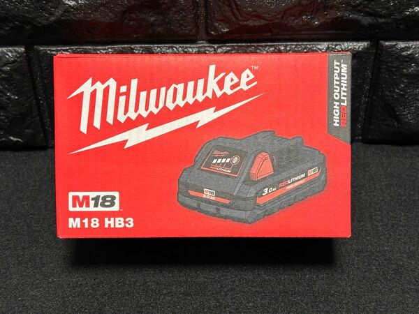 送料込★ミルウォーキーツール【Milwaukee】M18 3.0Ah パワーブーストバッテリーM18 HB3 新品未使用★在庫あり