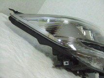 送料無料 ノア 80 後期 ハイブリッド LED ヘッドライト 右 Si W×B ZWR80 ZRR80 ZRR85 81110-28J20 ICHIKOH 28-239 純正 ヘッドランプ M_画像2