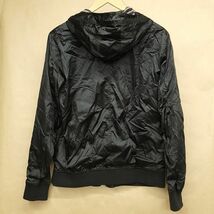 261605【Lサイズ】BURBERRY BLACK LABEL ナイロン ジャケット ブルゾン ブラック BMP23-813-09 バーバリーブラックレーベル_画像2