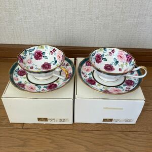 ナルミ NARUMI BONE CHINA ボーンチャイナ■2客セット ペア カップ＆ソーサー■ティー碗皿セット■希少■ローズ フラワー グリーン 金彩