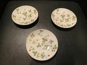 希少 格安 ウエッジウッド Wedgwood WILD strawberry BONEchina プレート ソーサー ケーキ皿 小皿 3枚セット14.5cm 保管品 優雅　