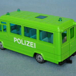 【希少】1980年代西ドイツSIKUジク1/55メルセデス・ベンツ809D型POLIZEI警察用ミニバス/人員輸送車・希少色黄緑・美品/箱付の画像6