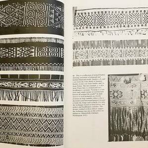 洋書 素晴らしいシンボル：インドネシアの織物と伝統 Splendid symbols ●象徴 衣装 装飾 イカット ikat 部族 儀式 民族学 テキスタイルの画像7