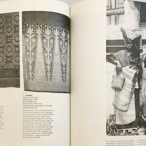 洋書 素晴らしいシンボル：インドネシアの織物と伝統 Splendid symbols ●象徴 衣装 装飾 イカット ikat 部族 儀式 民族学 テキスタイルの画像8