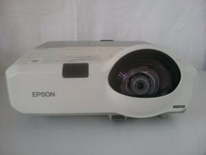 【☆TN-573】ジャンク品/EPSON/LCD プロジェクター EB-435W/WXGA/PROJECTOR/教育/映像機器【HK】