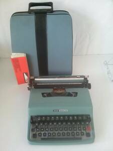 【TN-569】olivetti lettre32 タイプライター/オリベッティ レッテラ 32/レトロ/ヴィンテージ/アンティーク/レア品【HK】