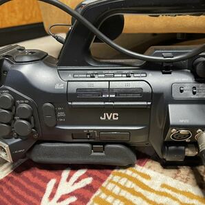 JVC GY-HM750 業務用ビデオカメラ マイク ライト装備の画像4