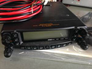  Yaesu 144/430 оборудование FT8800