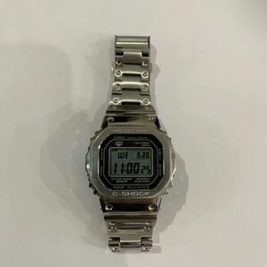 中古品 G-SHOCK GMW-B5000D-1JF Bluetooth 搭載 フルメタル 電波ソーラー メンズ シルバー色 箱付き 稼働品 casio カシオの画像6