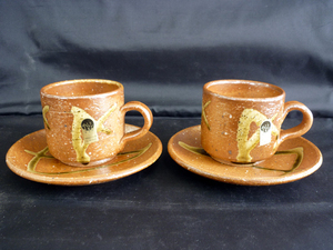  Shigaraki . cup & saucer 2 customer set .... coffee black tea Japanese style tableware ceramics .. Lucky ..