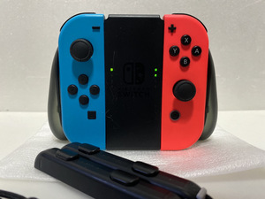 【送料無料/１円～】ジョイコン/Joy-Con★★ネオンレッド＆ネオンブルー（左右）＆グリップ★ニンテンドー スイッチ