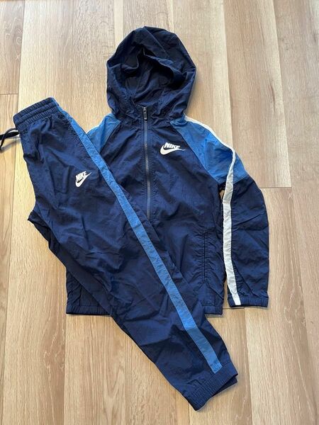 値下げしました！NIKE ナイキ　セットアップ　140-150