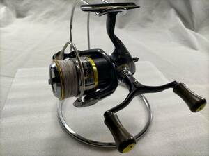 舖麥【ダブルハンドルモデル】 ダイワ エーギー 2506 ウッドノブ DAIWA E-GEE スピニングリール カルディアKIX 互換 エギング 2503F