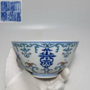 古美術　「大清道光年製」 鬥彩寿字紋碗　中国　時代品　鬥彩