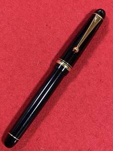 PILOT　万年筆　パイロットカスタム74　ペン先１４K　M