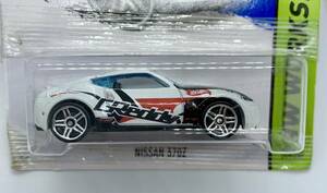 391//Hot Wheels ホットウィール NISSAN 370Z ニッサン カードテープ付 塗装ハゲあり