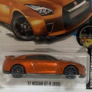 Hot Wheels ホットウィール '17 NISSAN SKYLINE GT-R (R35) オレンジメタリック ニッサンの画像1