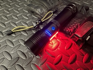 懐中電灯 LED 超強力 軍用 防災 サバイバル 20000ルーメン 充電式 電池式 USB充電 ＸＨＰ70