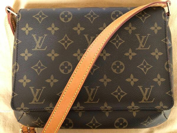 廃盤希少　ルイヴィトン　モノグラム ミュゼット・タンゴ ショートストラップ LOUISVUITTON ミュゼット・タンゴ　　