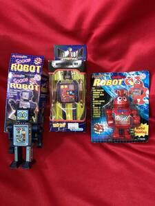  robot 3 body tin plate . plastic 