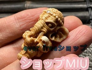 新品 ガネーシャ 提げ物　鹿角彫 根付 東洋彫刻 現代根付彫刻 印籠 緒締め 帯留め 提げ物