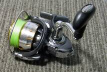 YI キ3-39 DAIWA ダイワ 11 フリームス 3000 スピニングリール 中古_画像2