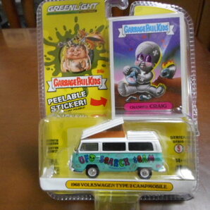 ★★1/64 グリーンライト VW タイプ2 ガーベッジペイルキッズ 1968 Greenlight Type2 Campmobile Garbage Pail Kida★★の画像1