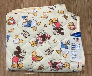 ディズニー　バースデイ　お昼寝　敷きパッド　新品　ミッキー ベッド　寝具　ベビー　キッズ