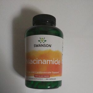 スワンソン ナイアシンアミド ５００mg ２５０カプセル